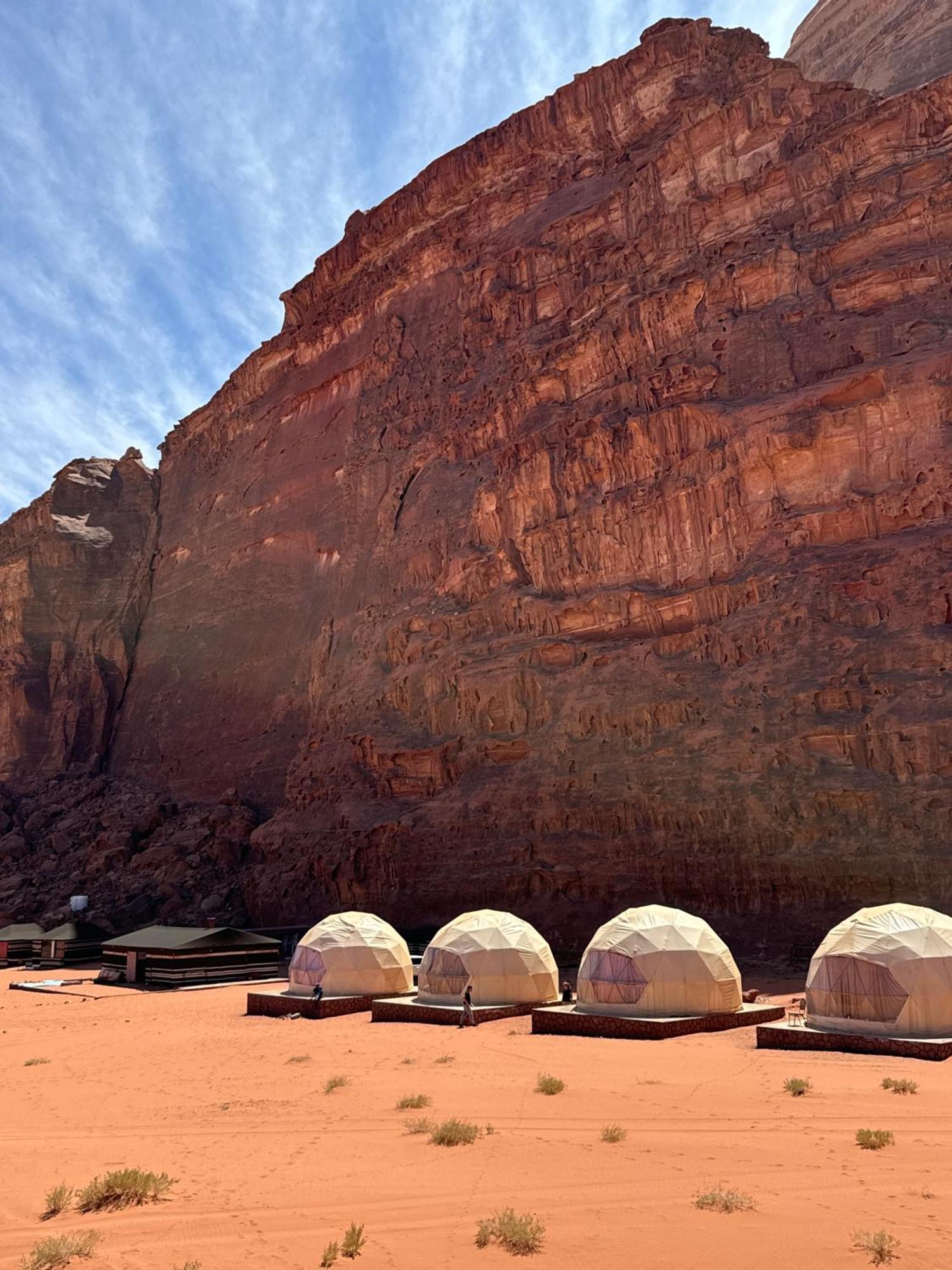 Wadi Rum Bubble Camp & Tour Buitenkant foto