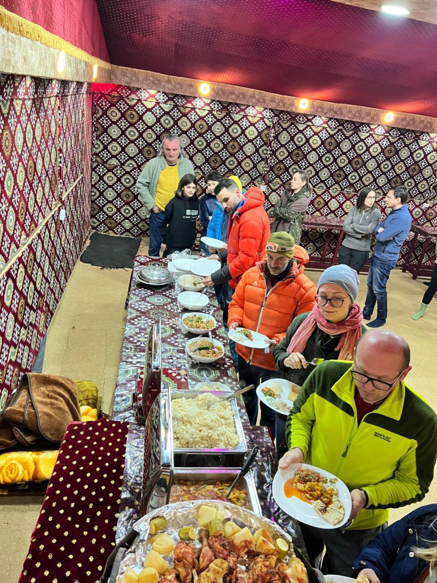 Wadi Rum Bubble Camp & Tour Buitenkant foto